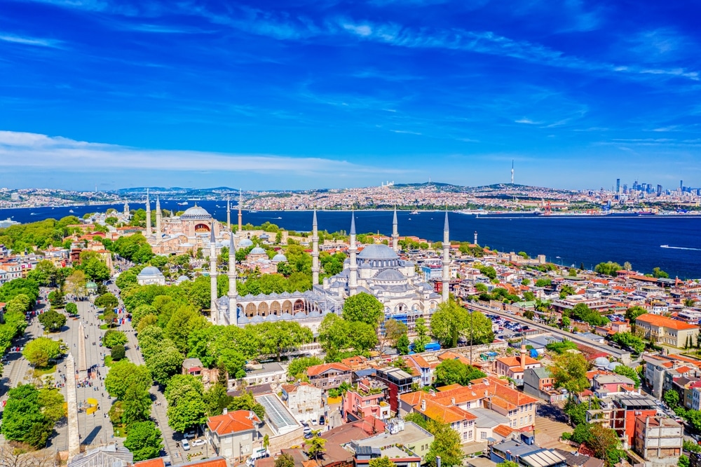 Hagia Sophia and Blue Mosque Differences, Things to Know & Combo Tickets Hagia Sophia and Blue Mosque Differences, Things to Know & Combo Tickets